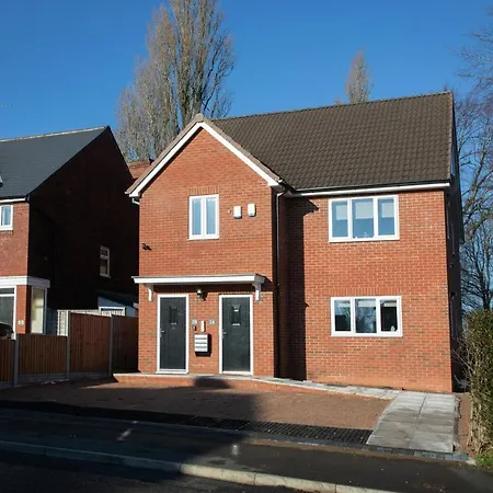 Holiday home Onpoint - Modern 3-bed - Free Parking Birmingham